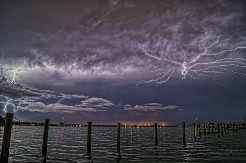photograph lightning over water